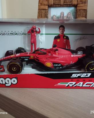 Ferrari SF23 Bburago 1:24 Charles Leclerc - NUOVO