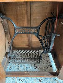 macchina da cucire SINGER vintage