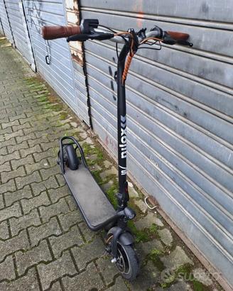 Monopattino elettrico Nilox