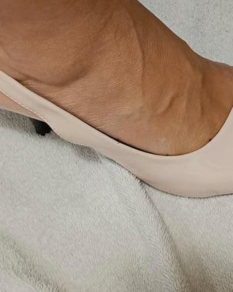 Scarpe aperte usate donna