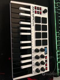 AKAI MPK MINI