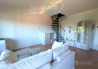 Appartamento su due livelli con vista lago