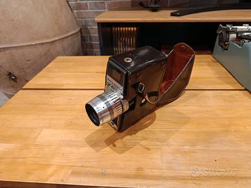 Cinepresa vintage