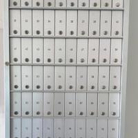 Blocco di cassette postali.