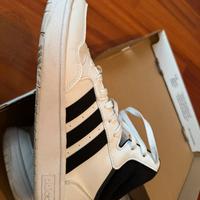 Scarpe alte Adidas