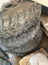 Gomme e cerchi nissan king cab