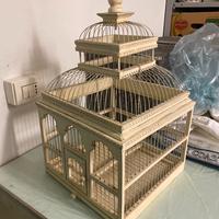 Gabbia in legno e ferro