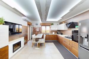 Appartamento di 4 vani e accessori arredato, con b