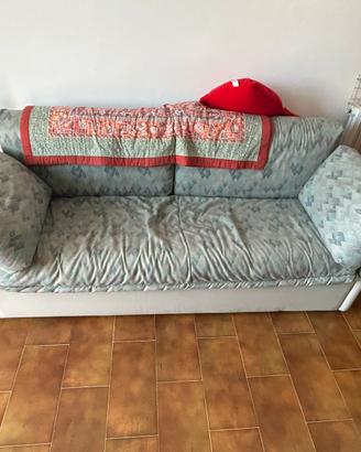 DIVANO LETTO CON MATERASSO matrimoniale