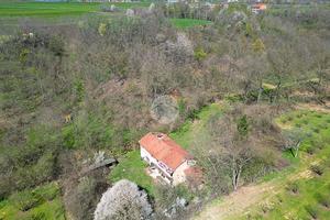 CASA INDIPENDENTE A SALMOUR