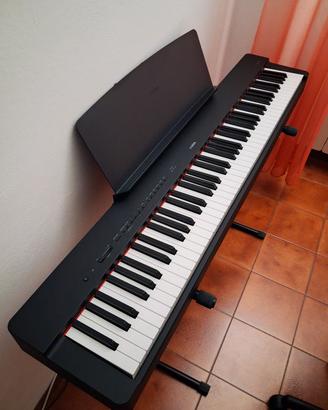 Yamaha P225 