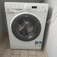 lavatrice salva spazio ariston 7kg classe A++