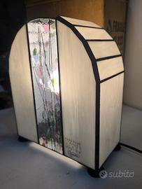 lampada Victoria da tavolo stile Tiffany