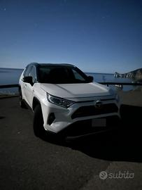 Toyota rav 4 hybrid 34mila kilometri prezzo tratta