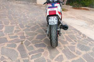 YAMAHA FZR 1000