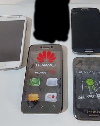 STOCK IN BLOCCO  4 SMARTPGONE CELLULARE TELEFONINO