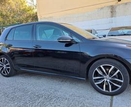 Volkswagen Golf 2.0 TDI 5p. 4MOTION Highline BlueM