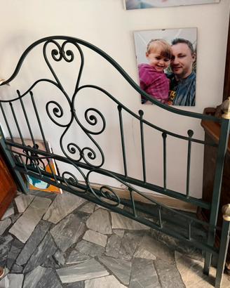 Testata letto