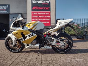 Honda CBR 600 RR finanziabile