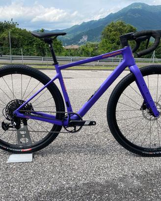 Megamo West 10 varie taglie e colori