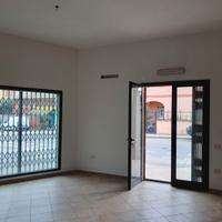 Locale commerciale Dolianova