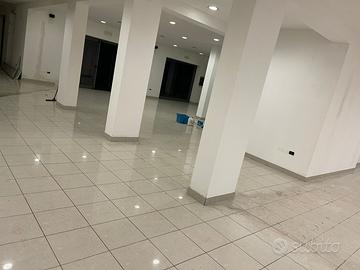 Stabile - locale commerciale o altro