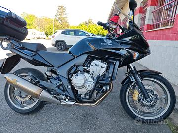 Honda cbf 600
