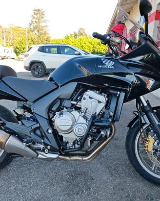 Honda cbf 600