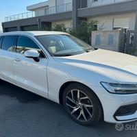 Volvo V60 D4 Momentum Business Pro
