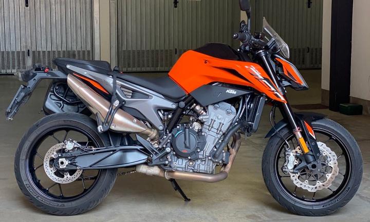 KTM Duke 790 Tech Pack completo - 2024