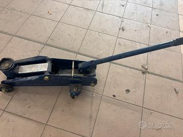 Crick Sollevatore per Auto 2 Tonnellate