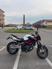 Aprilia Shiver 750