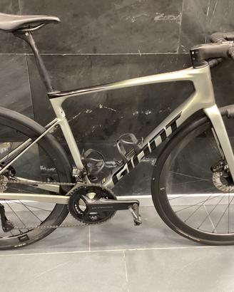 Giant Defy Advanced SL 1 mis. M