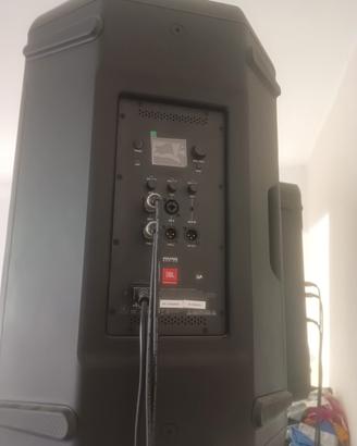 casse impianto professionale jbl per musica live 