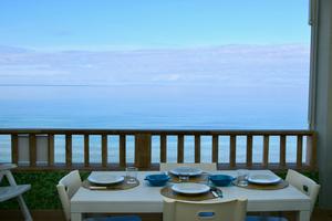 26 SAN VINCENZO Trilo fronte mare posto auto