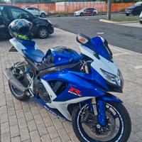 Suzuki GSX R 600 k8