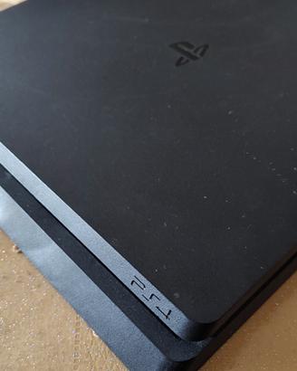 Sony  PLAYSTATION 4 con controller