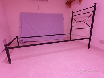 Letto in ferro