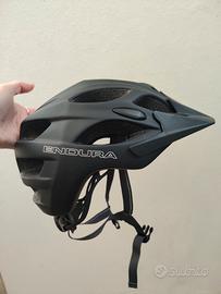 casco MTB 