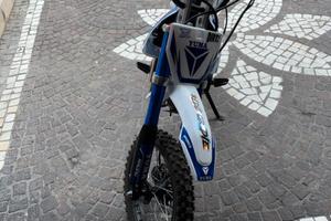 pit bike 125 cc automatica come nuova marca yuma