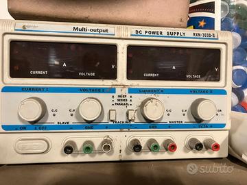 Alimentatore da banco professionale