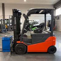 CARRELLO ELEVATORE ELETTRICO TOYOTA 25 QUINTALI