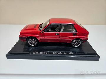 Modellino Lancia Delta HF Integrale 16v scala 1:24