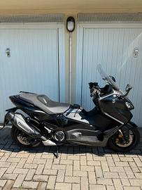 SCOOTER TMAX TECH 560 YAMAHA
