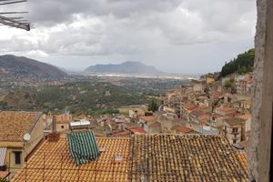 2 VANI PIU' MANSARDA ALTOFONTE