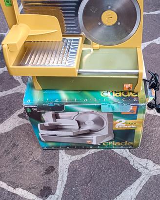 Affettatrice made in italy Criade