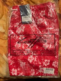 Costumi da bagno nuovi