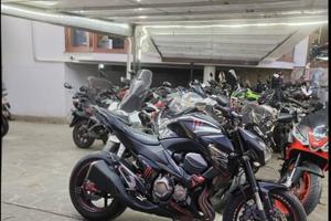 Kawasaki Z 800 monster energy tua a 60€