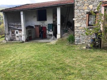 CASA SEMINDIPENDENTE A BORE