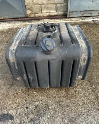 Serbatoio gasolio eurocargo tector EURO 5